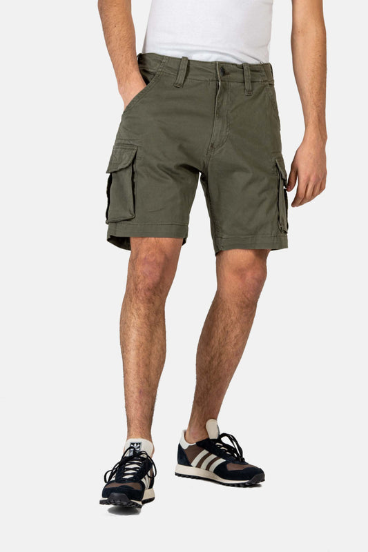 Reell Jeans City Cargo Short ST in Olive