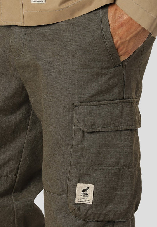 Cargo Pant von Fat Moose in Olive aus 100% Baumwolle.