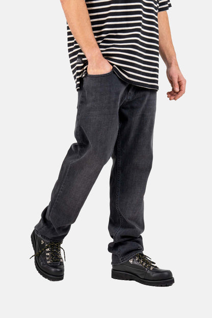 Reell Jeans Lowfly 2 FS25 in 121 Black Denim