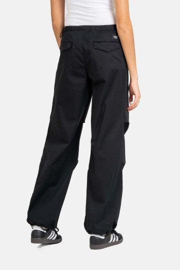 Reell Women Parachute Pant in Deep Black