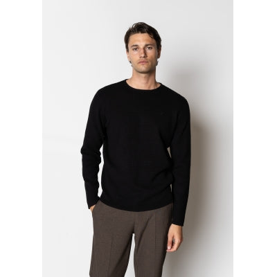 Clean Cut Copenhagen Oscar knit