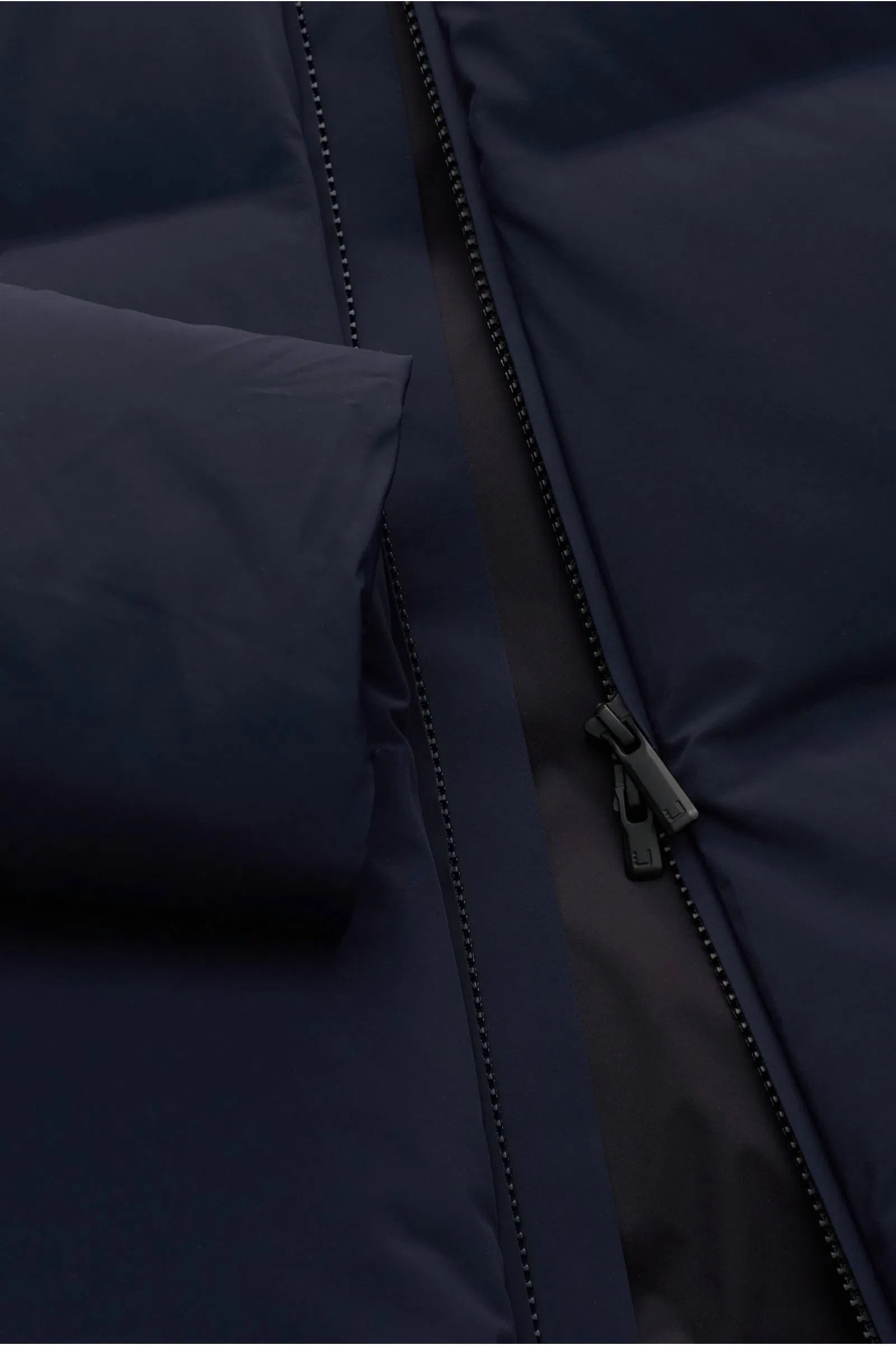 Scandinavian Edition Torrent II in Midnight