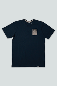 Lakor Bottle Post T-shirt (Blueberry)