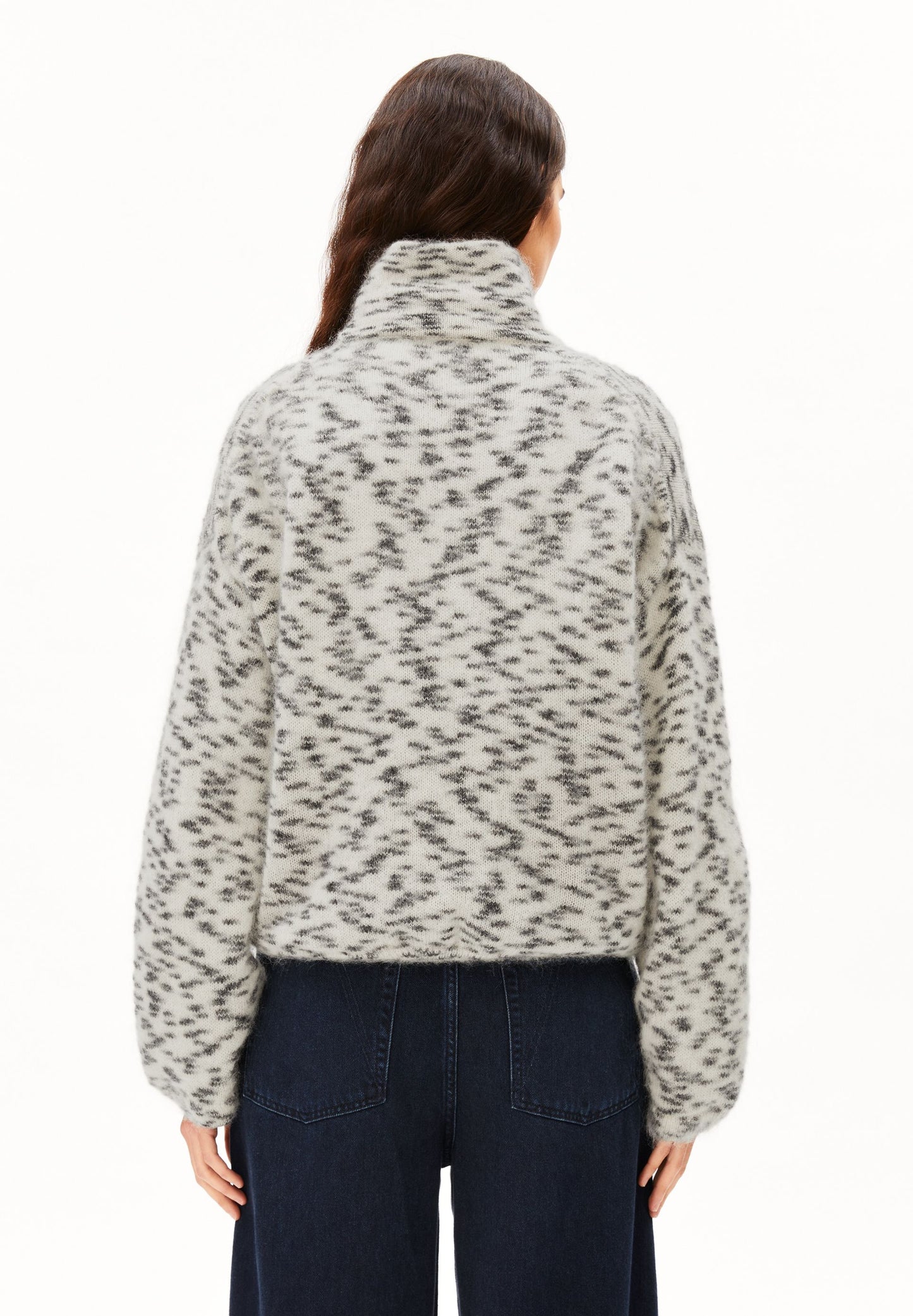 Armedangels Mohair Blend Dots Knit Sweater Damen in oatmilk-black