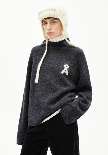Armedangels Iconic A Bouclé Sweater Damen HW26 in steel melange-oatmilk