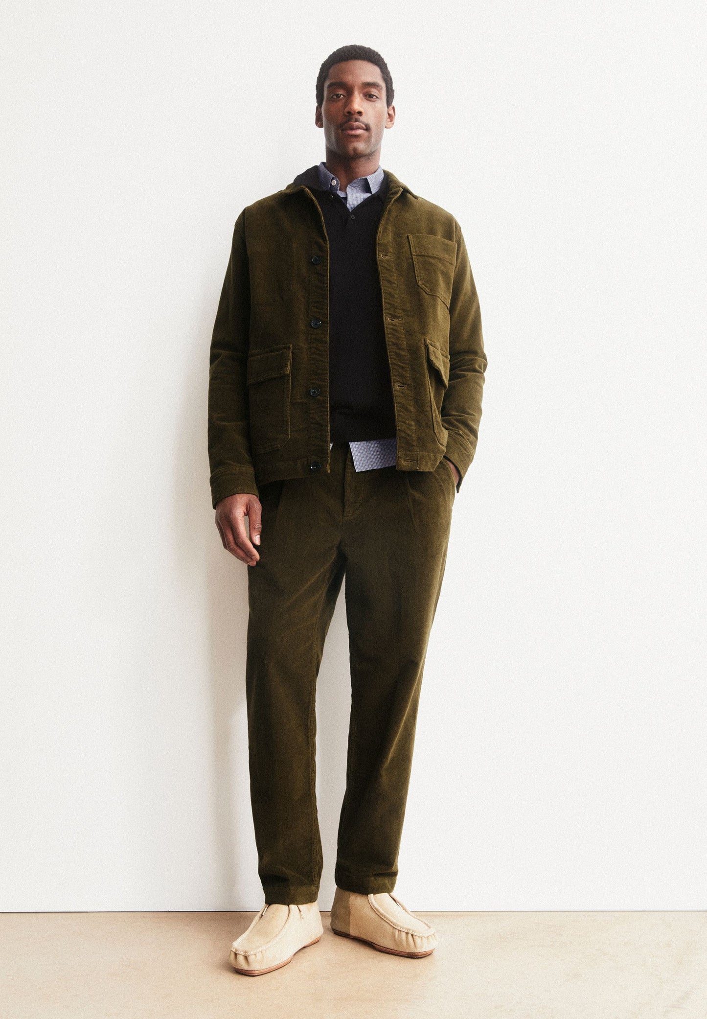 Armedangels Taamir Corduroy Pleated Pant Herren in dark earth