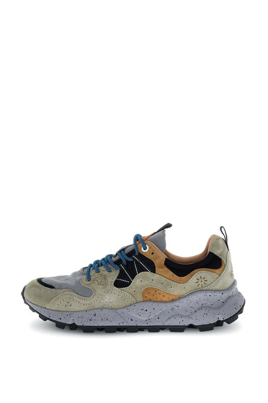Flower Mountain Yamano 3 Man in Dark Beige Grey Black