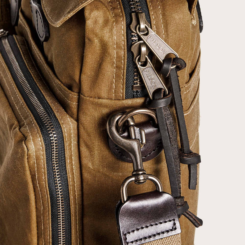 Filson 24 HOUR TIN BRIEFCASE