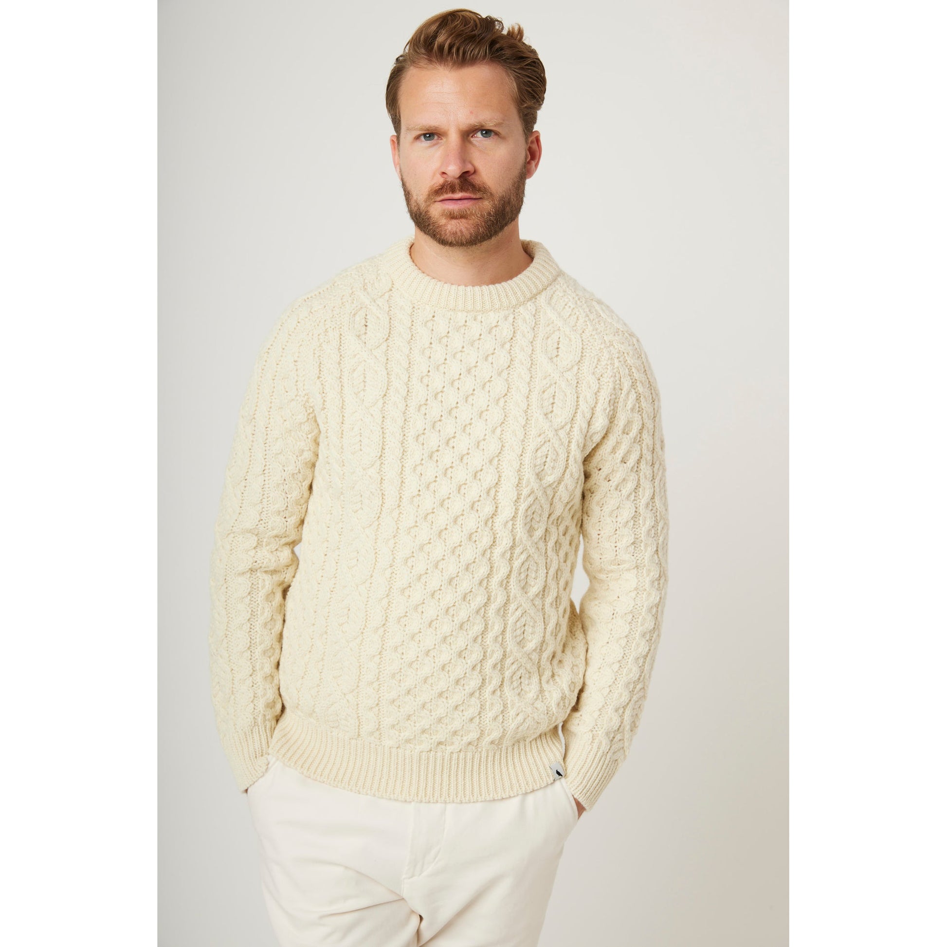 Peregrine Men Hudson Aran jumper in Ecru