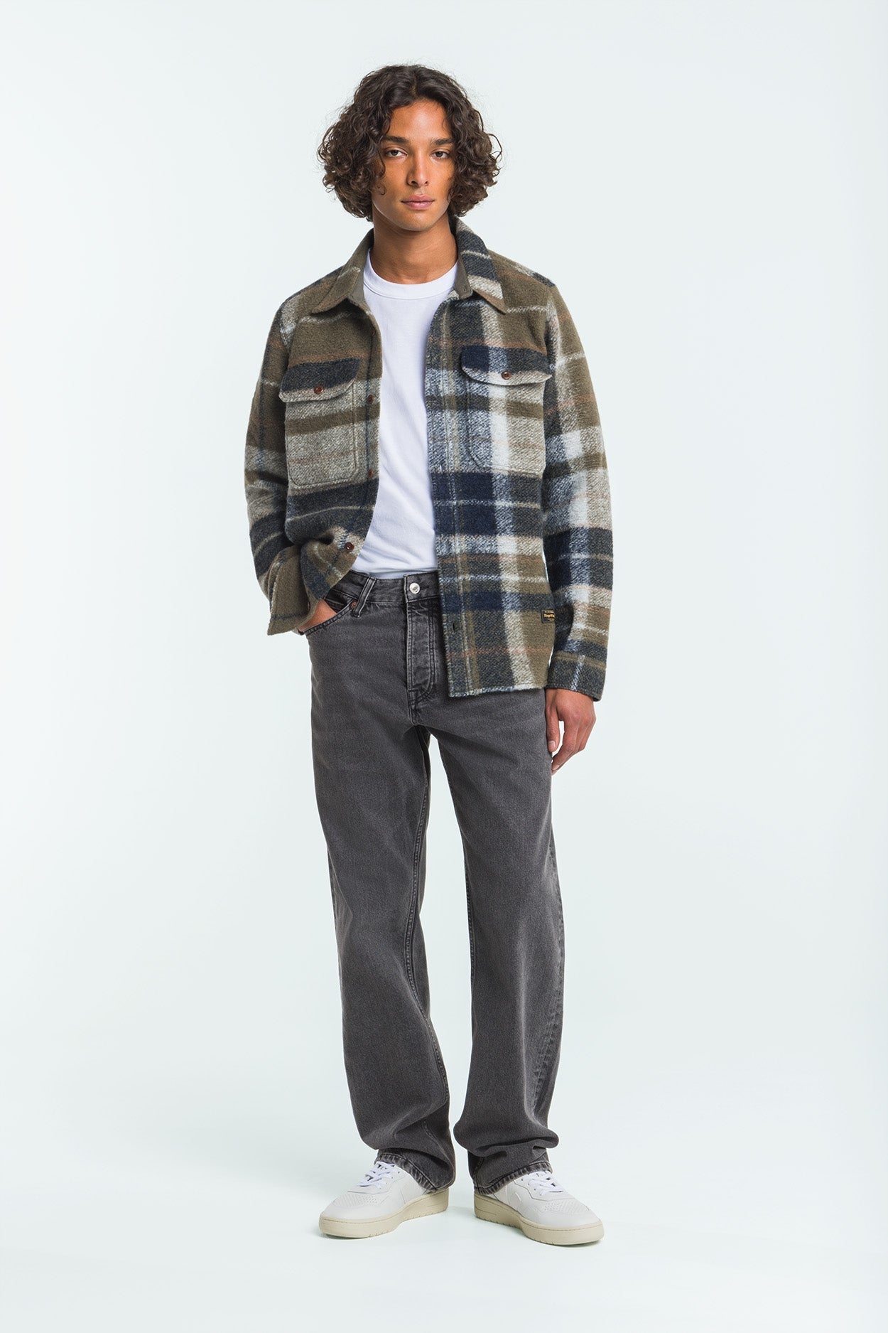 Kings Of Indigo ROY Denim Pant in HOLO GREY WORN
