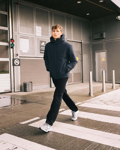 Scandinavian Edition Nimbus in Midnight Blue