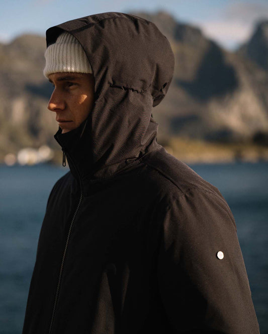 Scandinavian Edition Nimbus in Onyx
