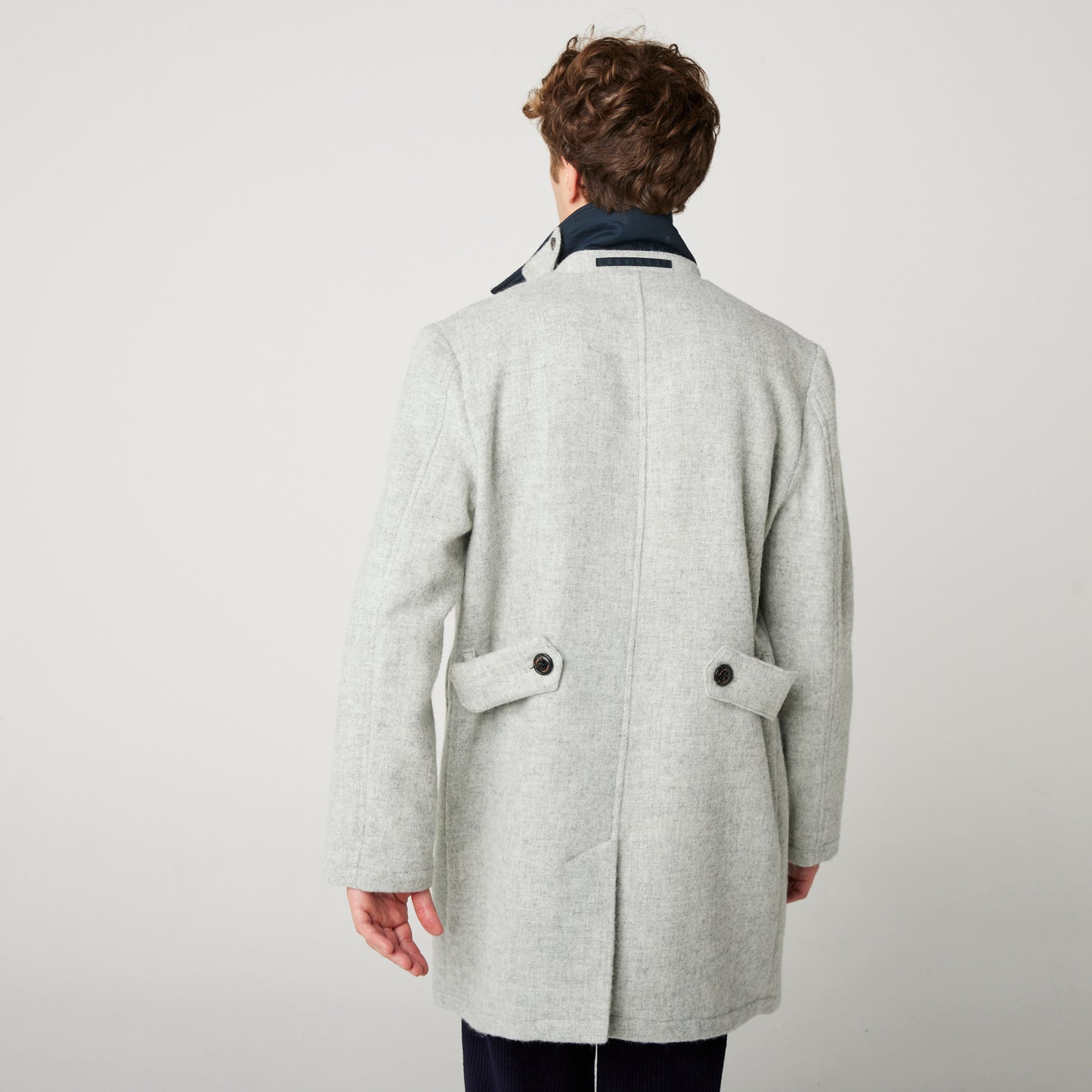 Peregrine Men Emerson Coat in Light Grey