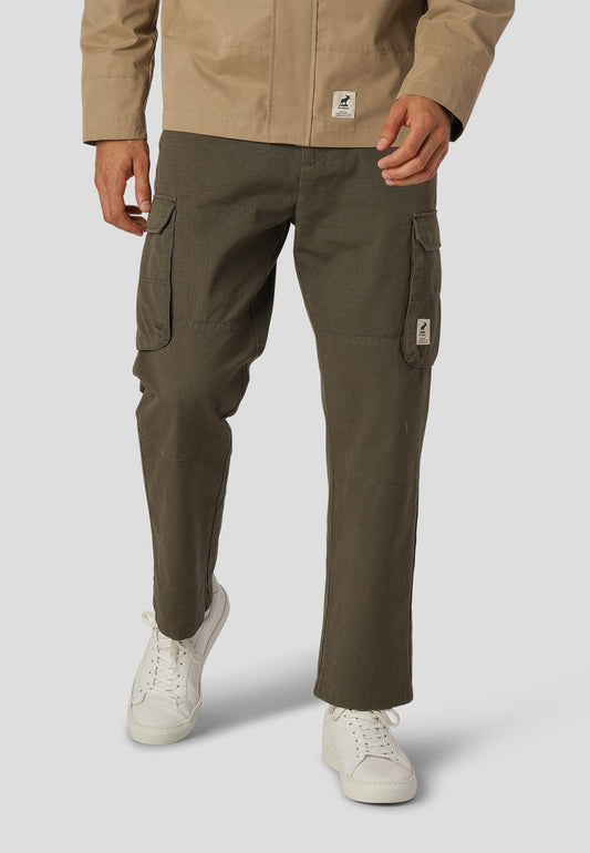 Cargo Pant von Fat Moose in Olive aus 100% Baumwolle.