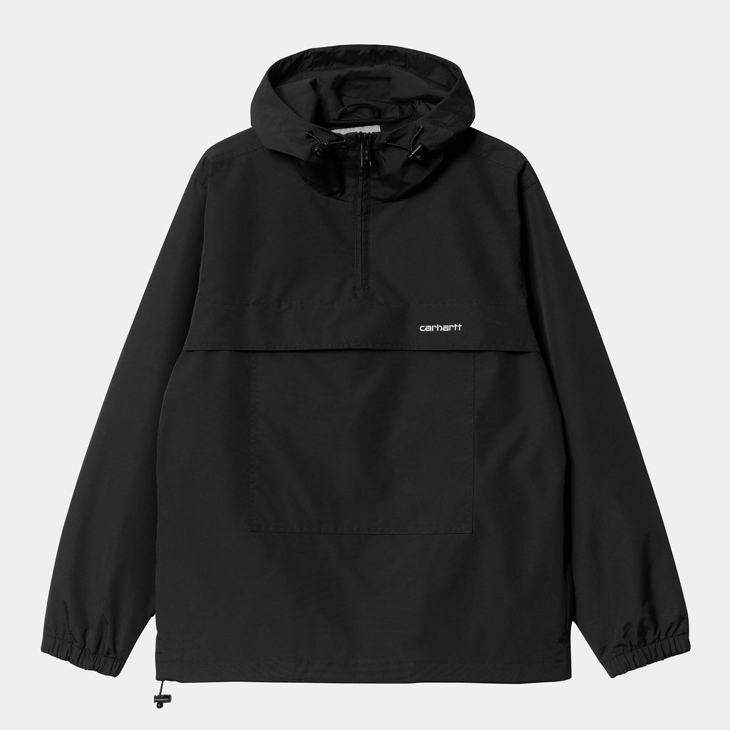 Windbreaker in schwarz von Carhartt WIP mit großer Fronttasche und zwei Seitentaschen.